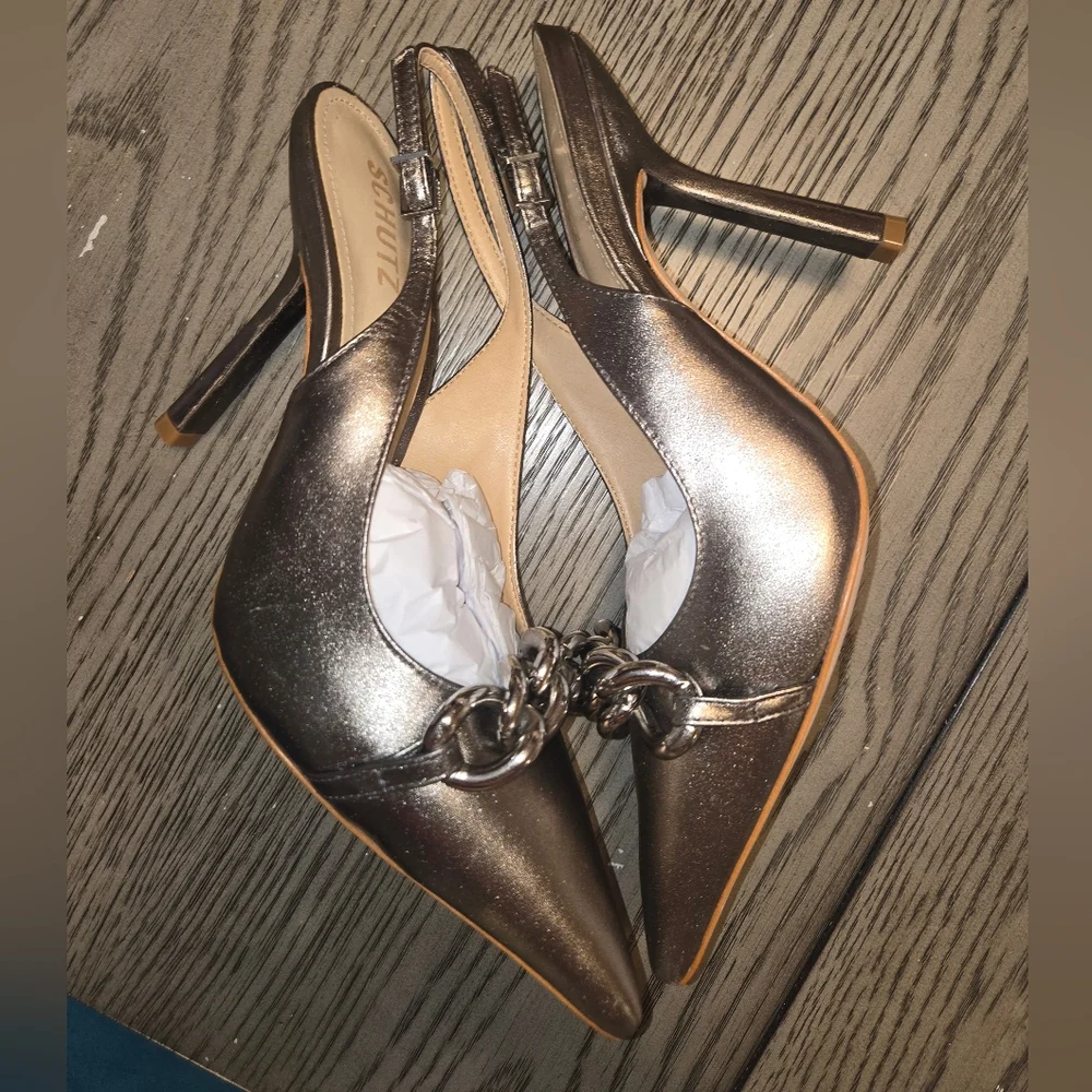 New In Box SCHUTZ Cammie Bronze  Heels